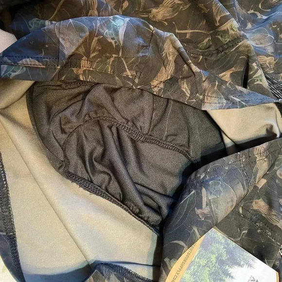 Avalanche women’s shorts - Picture 4 of 6